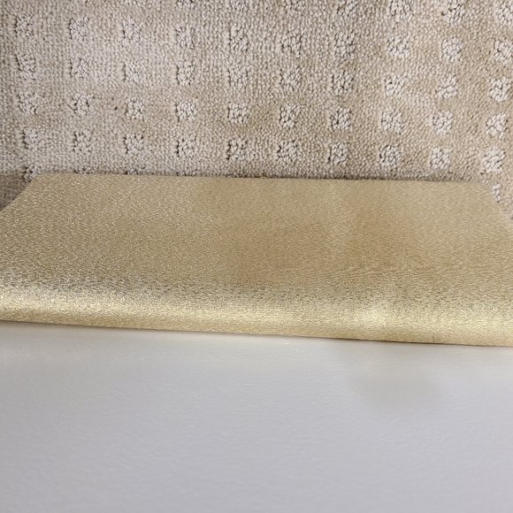 Vintage Gold metallic shiny cloth clutch purse - Picture 3 of 3